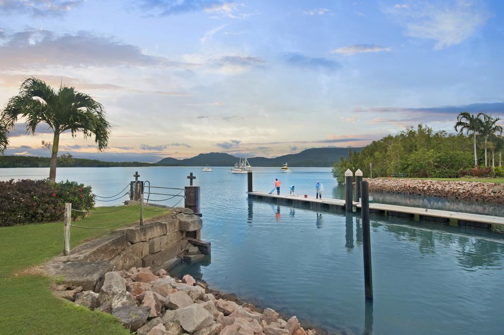 Hinchinbrook Marine Cove Resort Lucinda Esterno foto