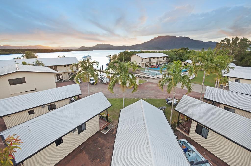 Hinchinbrook Marine Cove Resort Lucinda Esterno foto